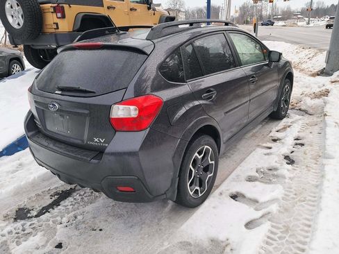 Used 2015 Subaru Crosstrek 2.0i Limited image 3