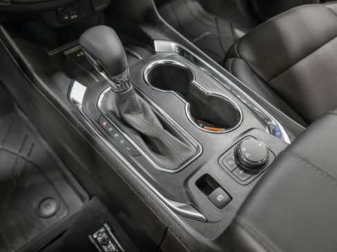 Used 2023 Chevrolet Traverse High Country w/ LPO, Floor Liner Package FWD image 23