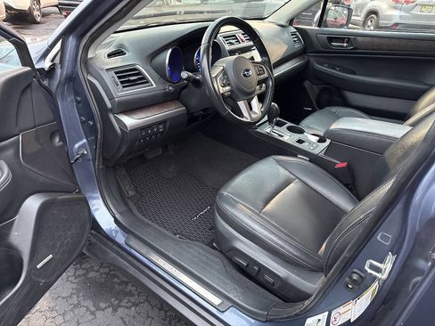 Used 2016 Subaru Outback 2.5i Limited AWD/4WD image 16