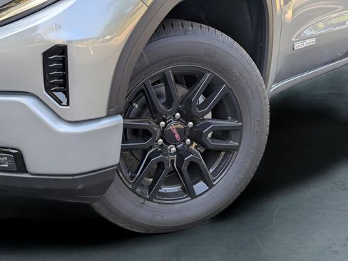 New 2026 GMC Sierra 1500 Elevation image 2