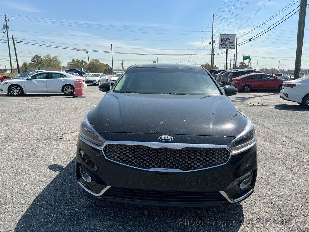 Used 2017 Kia Cadenza Premium FWD image 2