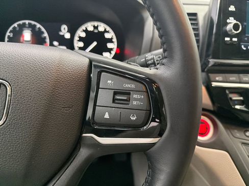 Used 2025 Honda Odyssey EX-L image 30