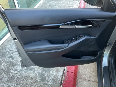 Used 2025 Kia Seltos S image 13