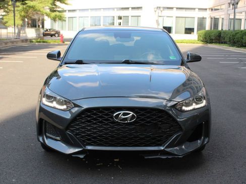 Used 2019 Hyundai Veloster Turbo R-Spec image 3