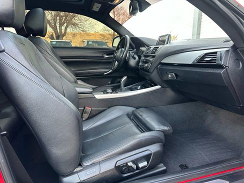 Used 2016 BMW M235i Coupe image 18