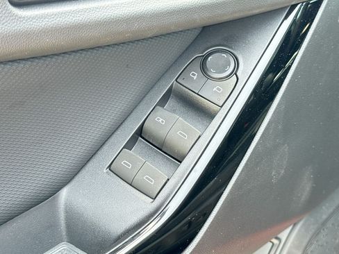 Used 2026 Chevrolet Equinox LT w/ Convenience Package II FWD image 14