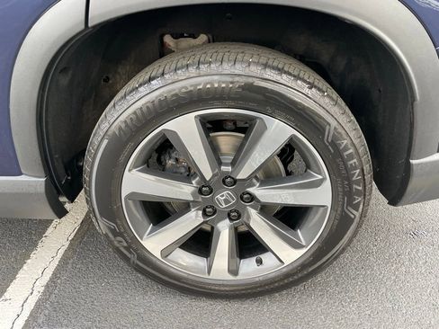 Used 2023 Honda Pilot Elite image 47