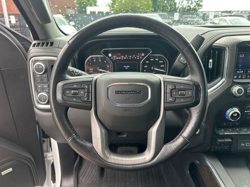 Used 2021 GMC Sierra 1500 Denali w/ Denali Ultimate Package AWD/4WD image 24