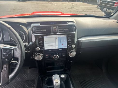 Used 2024 Toyota 4Runner TRD Off-Road Premium w/ Moonroof Package AWD/4WD image 22