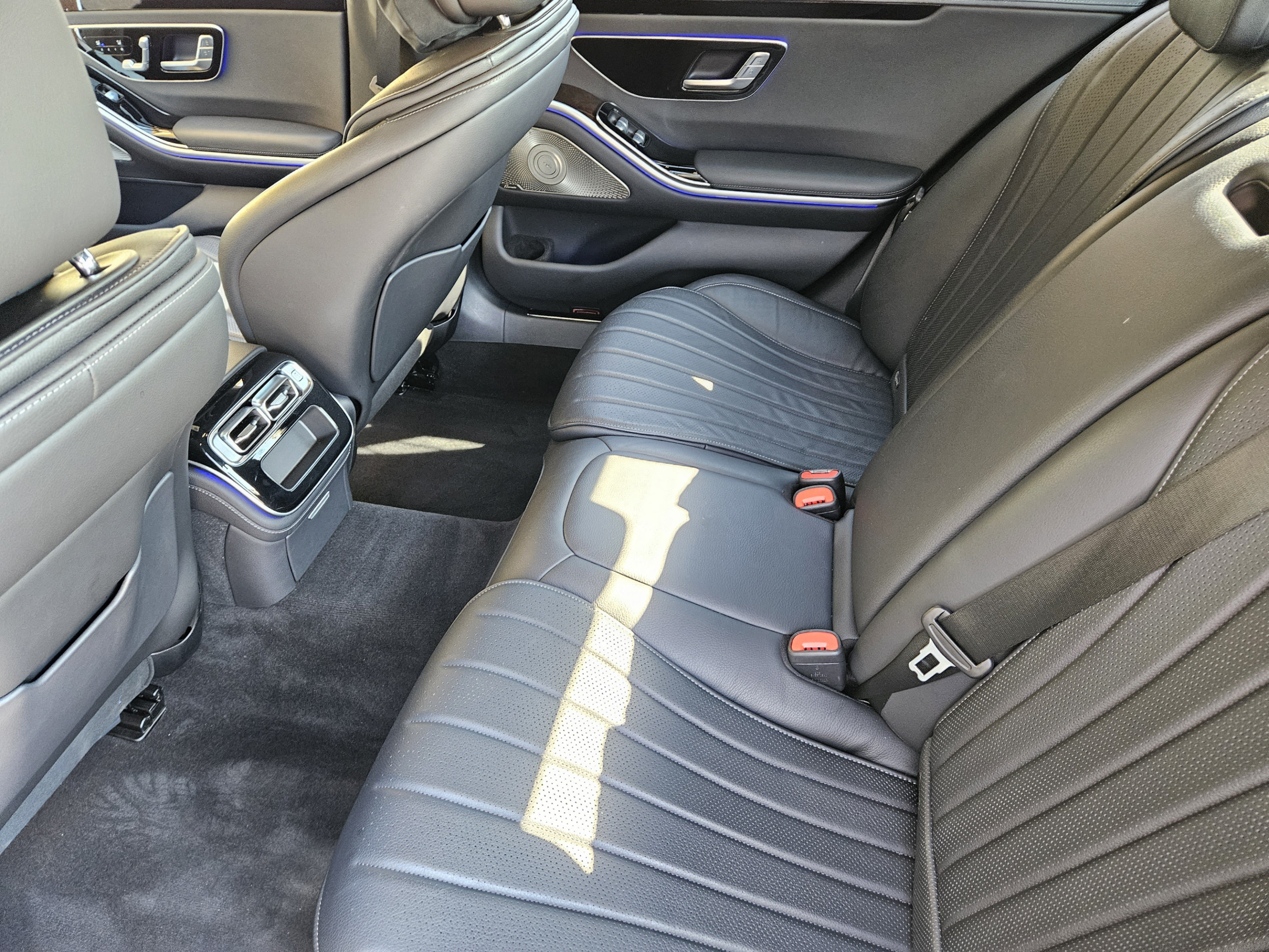 Certified 2023 Mercedes-Benz S 500 4MATIC image 24