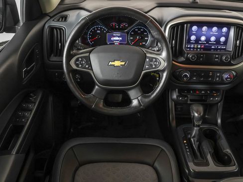 Used 2022 Chevrolet Colorado Z71 w/ Z71 Midnight Edition image 38