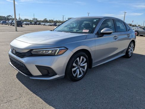 Used 2024 Honda Civic LX image 9