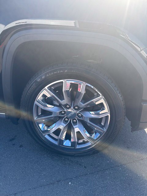 Used 2023 GMC Sierra 1500 Denali w/ Denali Reserve Package AWD/4WD image 8