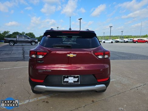Used 2025 Chevrolet TrailBlazer LT AWD/4WD image 5