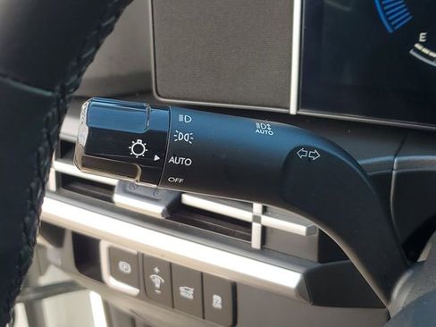 Used 2025 Hyundai Santa Fe SEL image 24