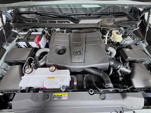 New 2026 Toyota Tundra SR5 image 10