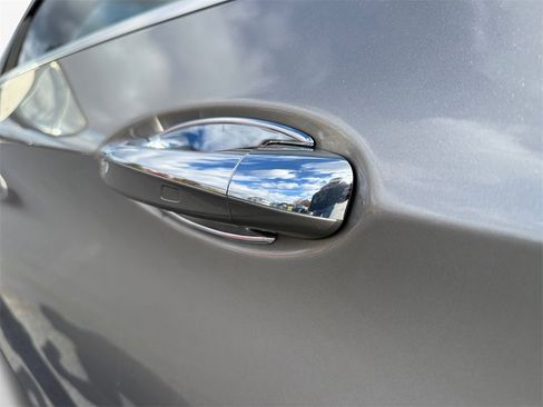 Used 2020 Mercedes-Benz C 300 C 300 w/ Multimedia Package image 31