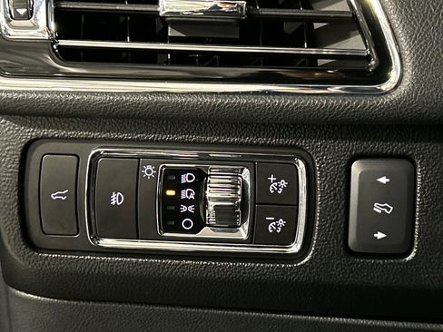 Used 2023 Lincoln Navigator Reserve AWD/4WD image 20