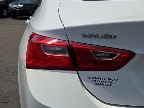Used 2021 Chevrolet Malibu LS FWD image 14