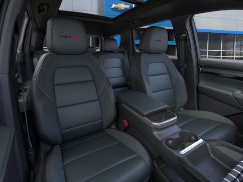 New 2026 GMC Terrain AT4 w/ Technology Package II AWD/4WD image 31