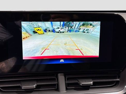 New 2026 Chevrolet Trax LT w/ Driver Confidence Package FWD image 16