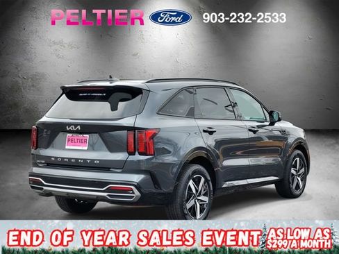 Used 2022 Kia Sorento S w/ Panoramic Sunroof Package image 4