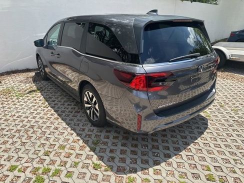 Certified 2026 Honda Odyssey EX-L image 4