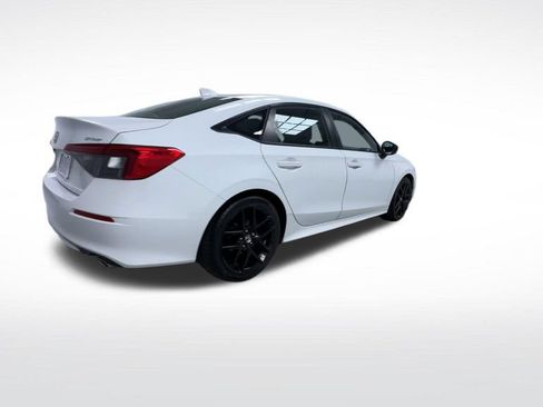Used 2023 Honda Civic Sport image 8