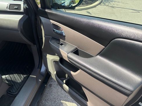 Used 2014 Honda Odyssey EX-L image 32