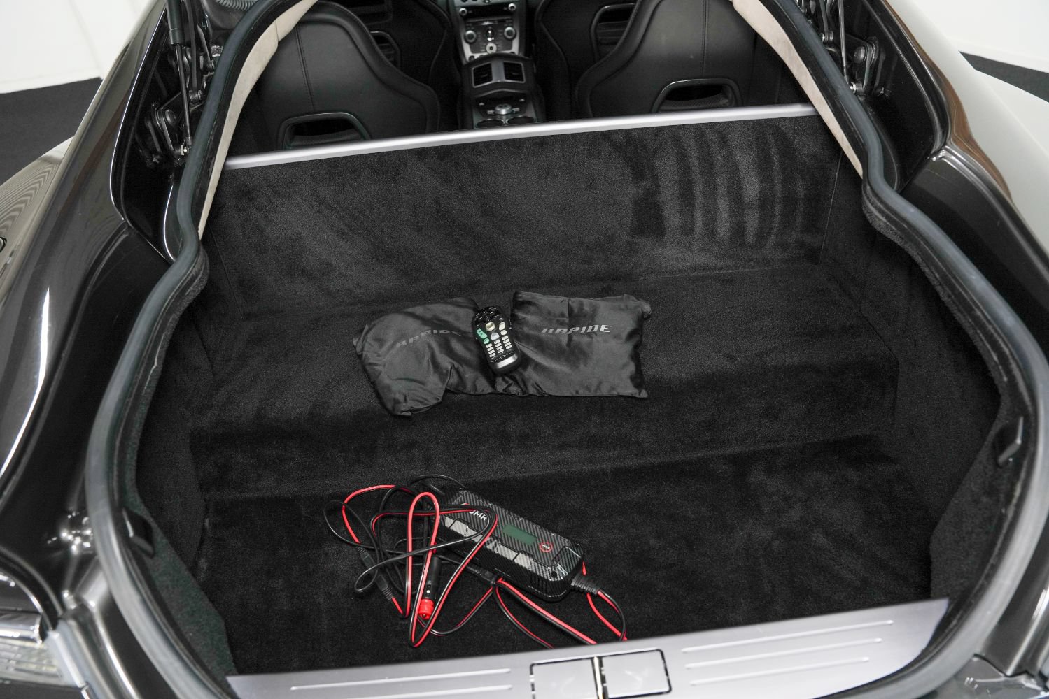 Used 2011 Aston Martin Rapide Luxe RWD image 50