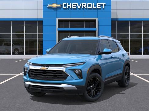 New 2026 Chevrolet TrailBlazer LT w/ Midnight Edition AWD/4WD image 6