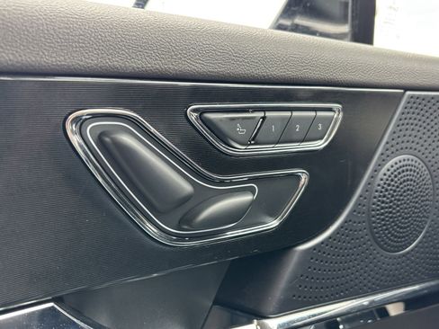 Used 2024 Lincoln Corsair Reserve image 17