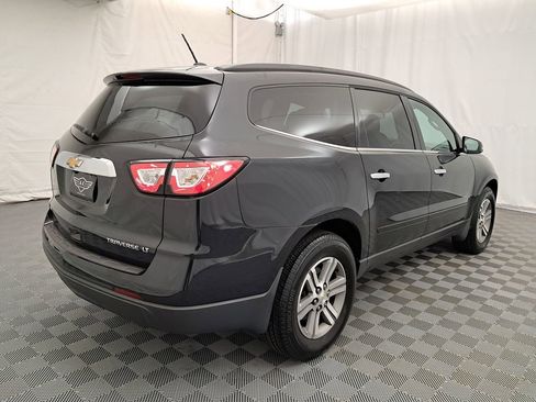 Used 2015 Chevrolet Traverse LT image 4