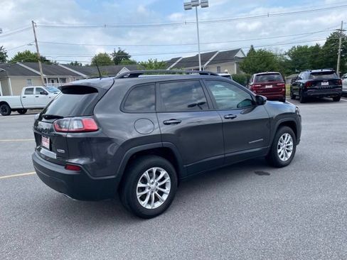 Used 2022 Jeep Cherokee Latitude Lux w/ Sun & Sound Group AWD/4WD image 5