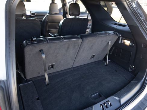 Used 2023 Ford Explorer ST-Line w/ Class IV Trailer Tow Package image 21