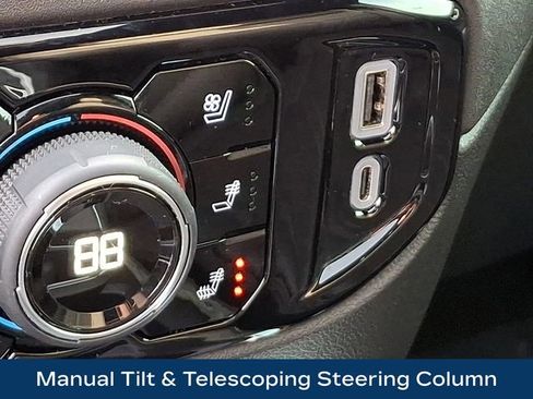 Used 2024 Chevrolet Silverado 2500 High Country w/ High Country Premium Package image 28