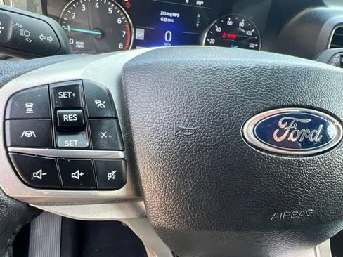 Used 2024 Ford Explorer XLT w/ Equipment Group 202A AWD/4WD image 26