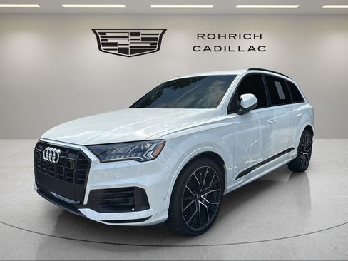Used 2021 Audi Q7 3.0T Prestige w/ Prestige Package AWD/4WD image 1