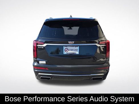 Used 2023 Cadillac XT6 Premium Luxury image 6