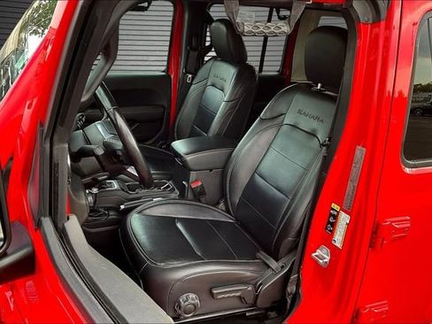 Used 2021 Jeep Wrangler Unlimited Sahara w/ Cold Weather Group AWD/4WD image 21