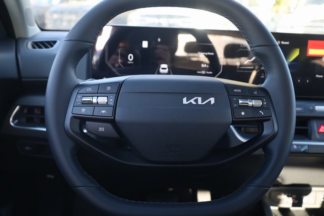 New 2025 Kia K4 EX FWD image 14