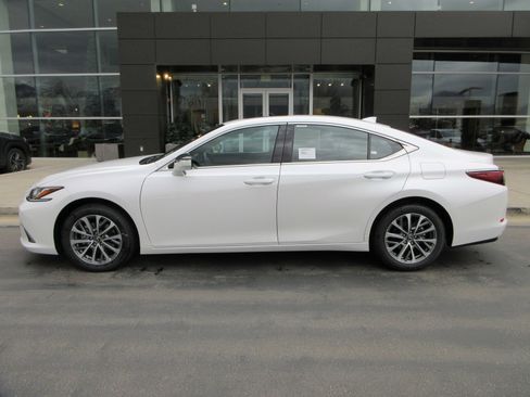 New 2025 Lexus ES 350 350 image 3