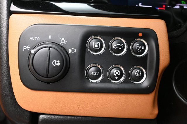 Used 2017 Maserati GranTurismo Sport RWD image 24
