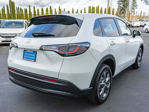 New 2026 Honda HR-V LX image 6