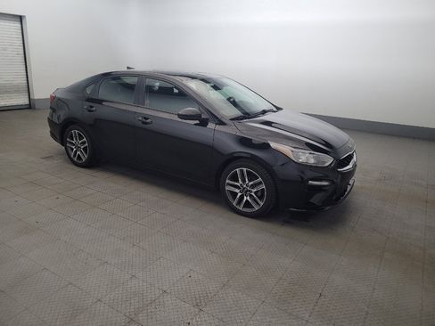 Used 2019 Kia Forte S w/ S Premium Package FWD image 11
