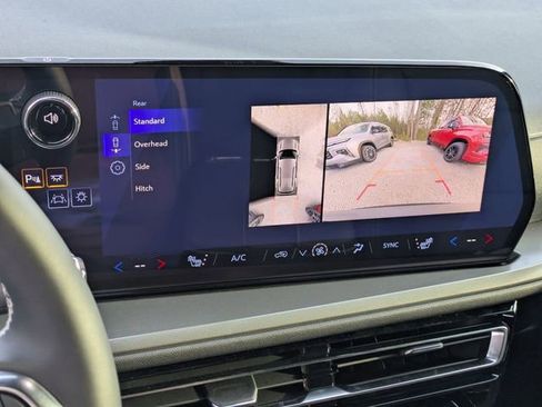 New 2026 Chevrolet Traverse LT w/ Midnight/Sport Edition image 19