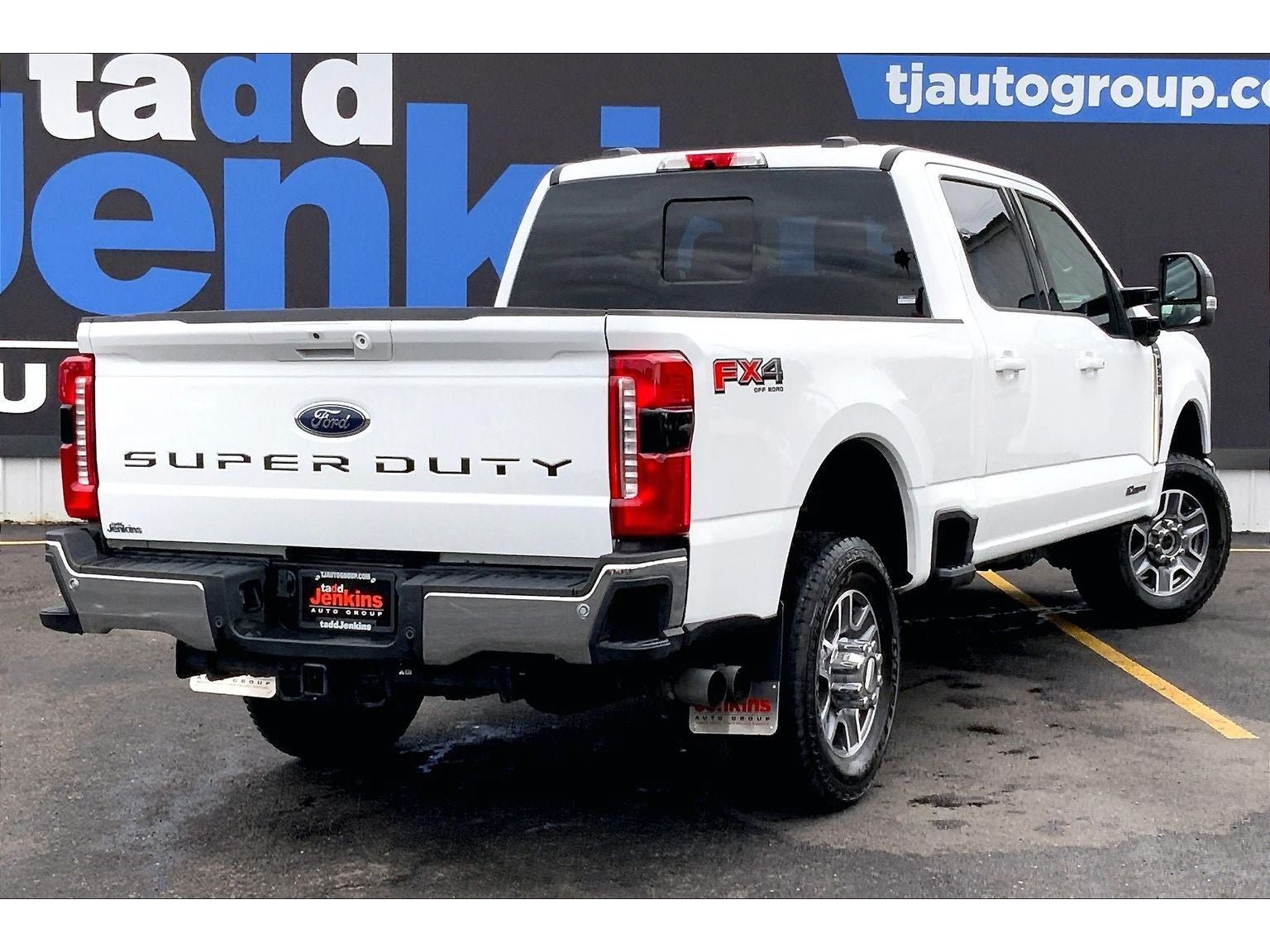 Used 2025 Ford F350 Lariat AWD/4WD image 15