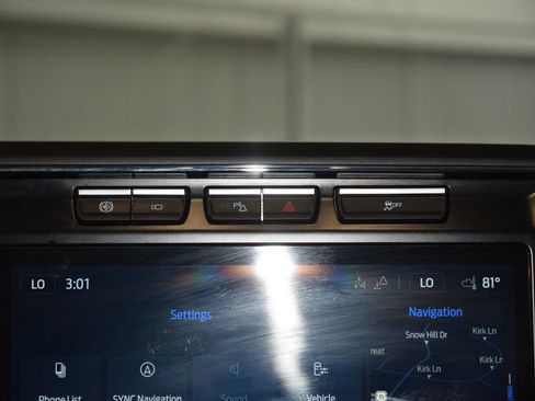 Used 2023 Ford F250 Lariat w/ Lariat Ultimate Package AWD/4WD image 30