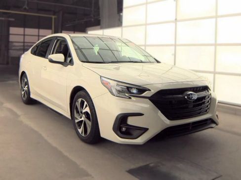 Used 2024 Subaru Legacy Premium AWD/4WD image 4