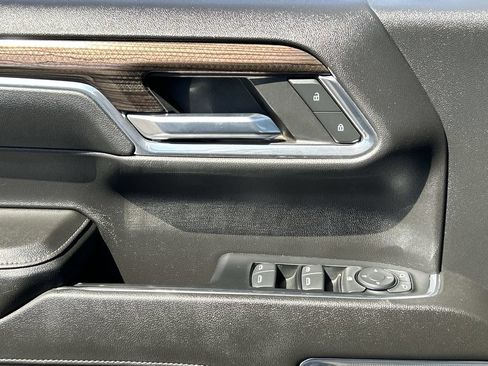 Used 2024 Chevrolet Silverado 1500 LT AWD/4WD image 23
